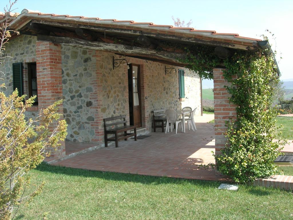 Agriturismo La Valle Del Sole Castiglione d'Orcia Bilik gambar